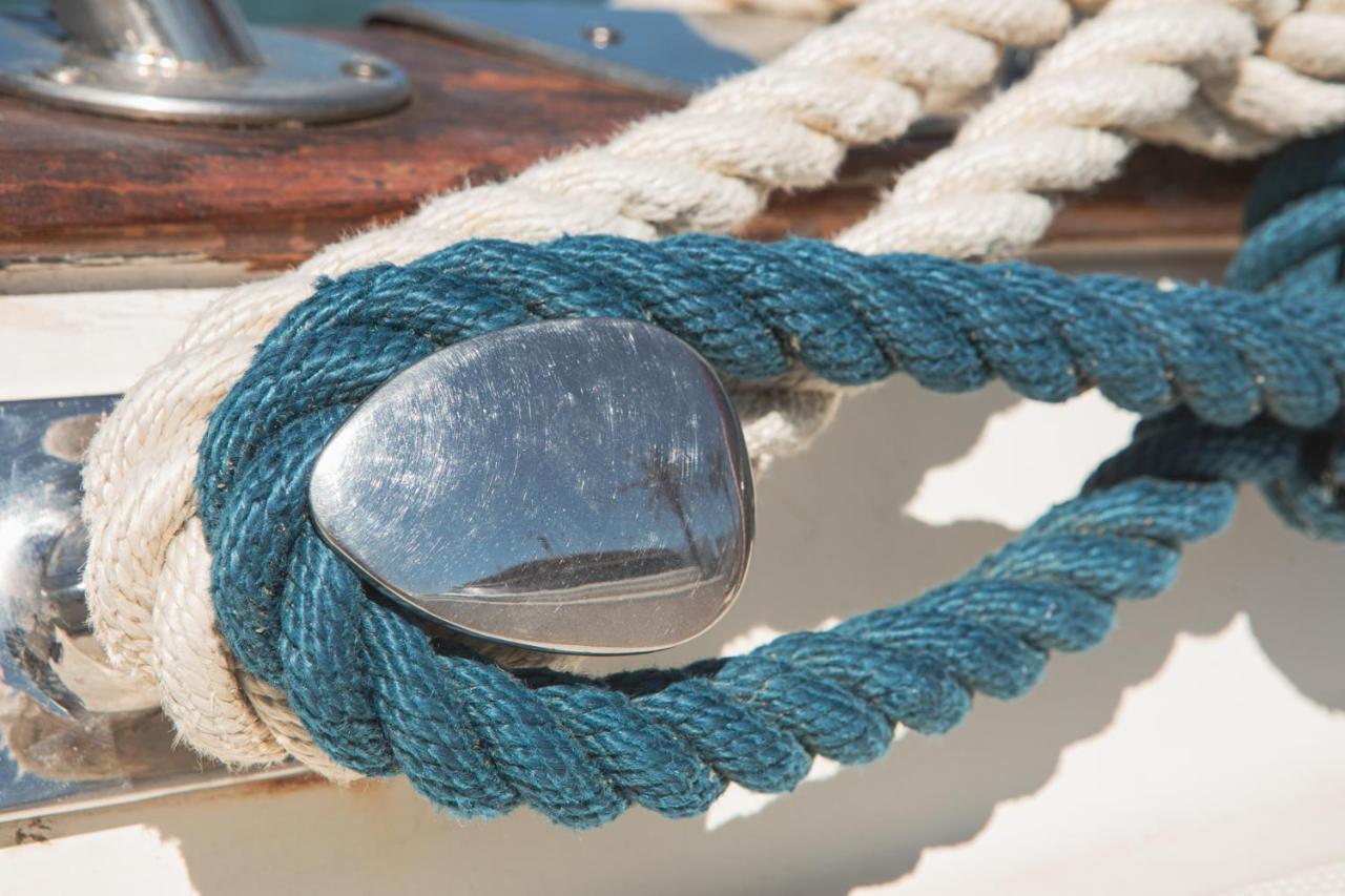 "Ultima" Love Boat Bari Buitenkant foto