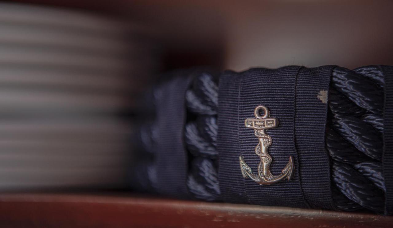 "Ultima" Love Boat Bari Buitenkant foto
